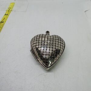 Vtg Whiting & Davis Silver Tone Mesh Puffy Heart Pill Stash Trinket Box Pendant